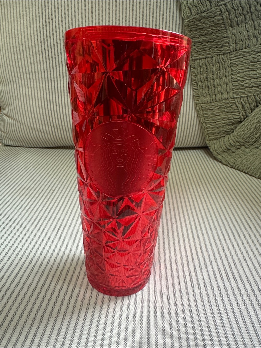 Starbucks Red Faceted Reusable Tumbler - no lid